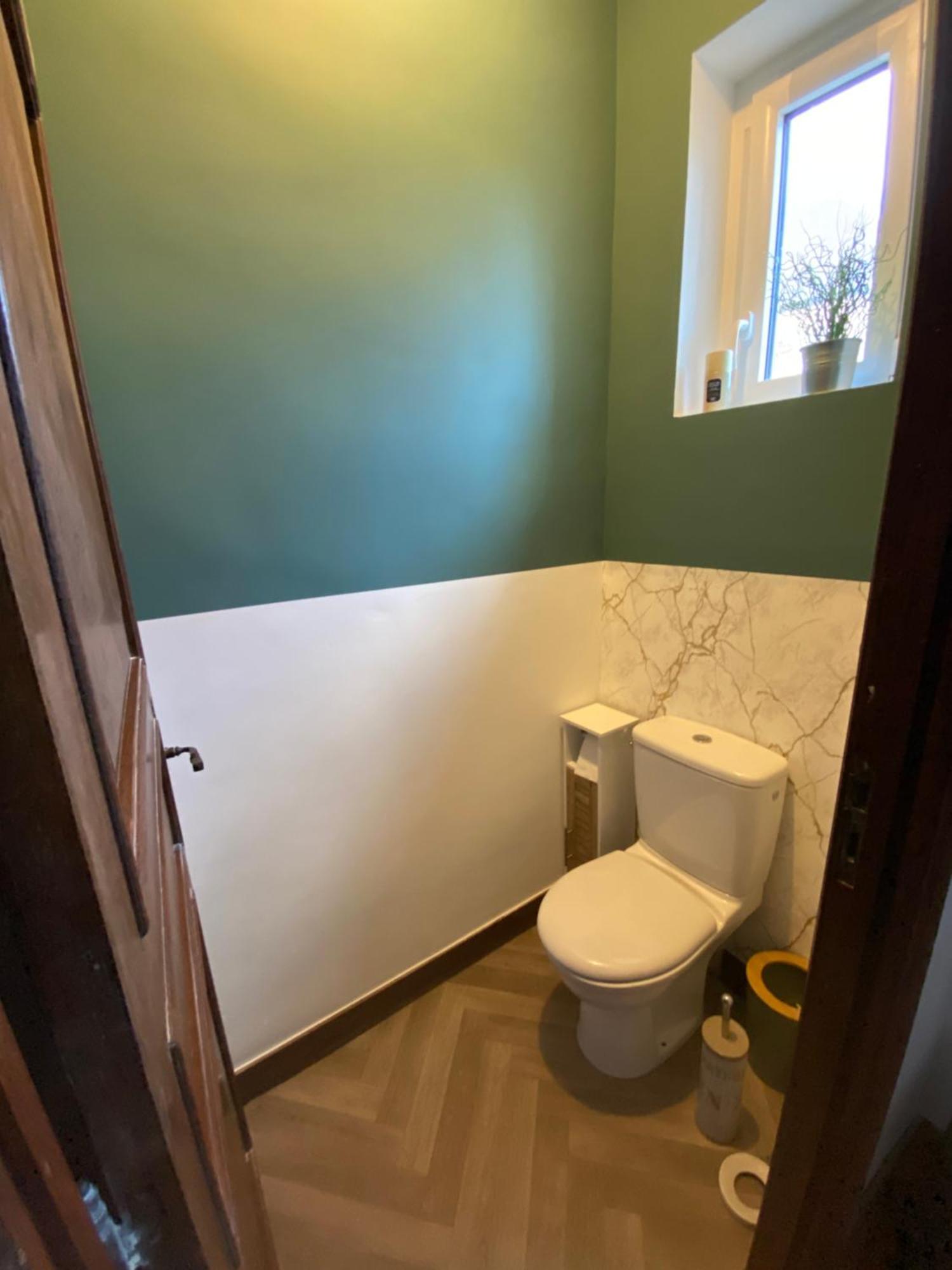 Chambre Hotes Montpinchon Exteriör bild